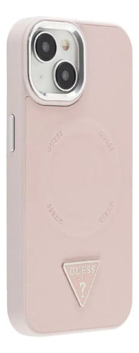 Funda Para iPhone 15 Guess Triangle Stand Rosa